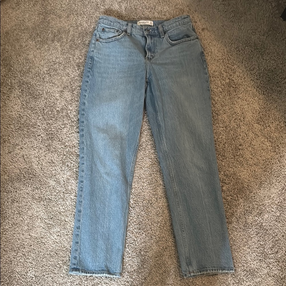 Abercrombie & Fitch Blue Straight Leg Jeans- curvy love